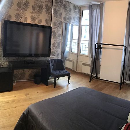 Atypique Apartment - Saint-Germain Des Pres パリ エクステリア 写真