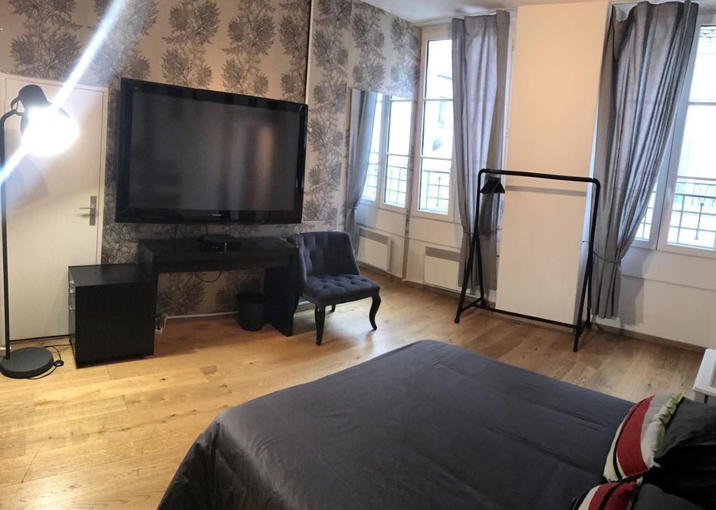 Atypique Apartment - Saint-Germain Des Pres パリ エクステリア 写真